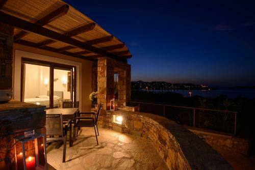 Lalari Beach Suites