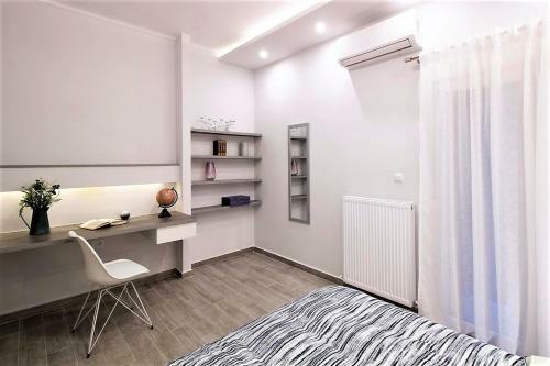 Metro Apartment