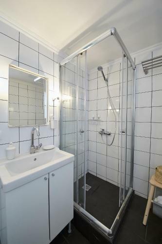 Bright Bright B Central Apartment With Balcony