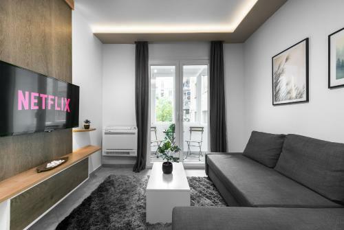 Adelle Apartments, The Luxury Suites