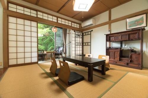 Hostal Miyajima Guest House Mikuniya