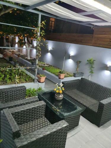 Evia's Apartment - New Apartment In Town!