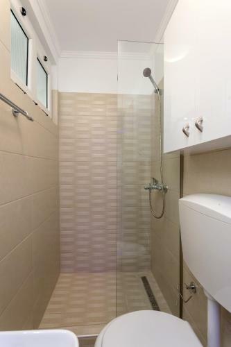 Evia's Apartment - New Apartment In Town!