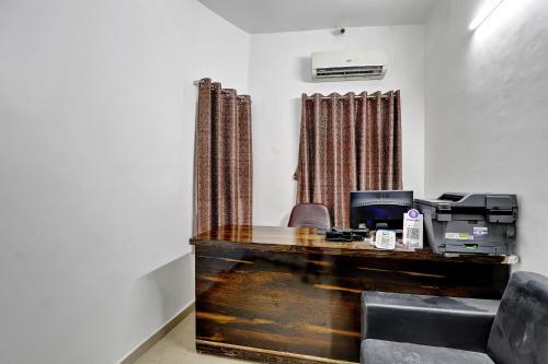 Oyo Collection O 88225 Hotel Knox