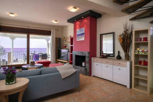 Maistro Beach House