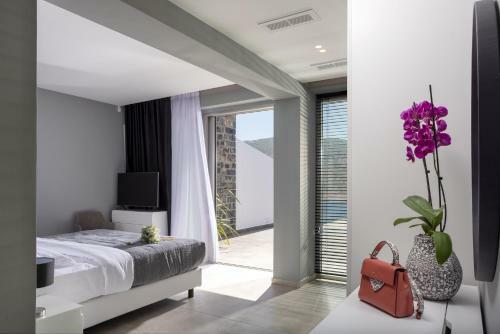 Rock Bay Villas - Luxury Villas In Crete