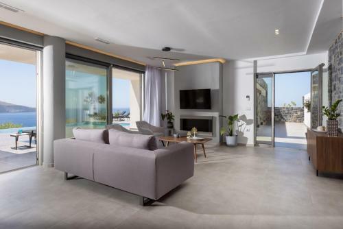 Rock Bay Villas - Luxury Villas In Crete