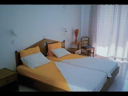 Hostal Room In Studio - Rock Garden Apartment By The Beach