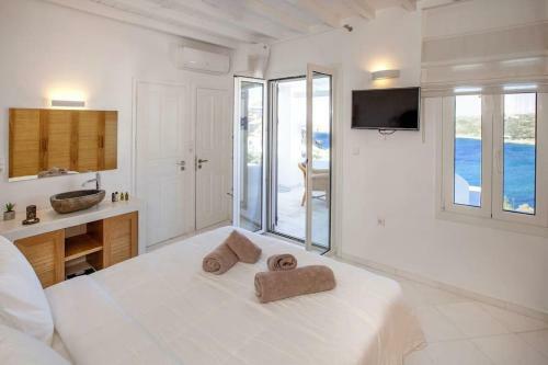 Mykonian House In Elia Beach By Ghh