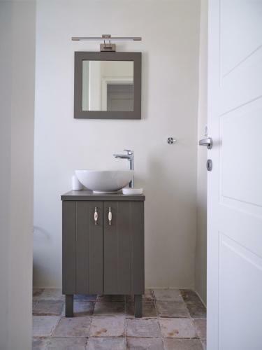 Retreat Paros - The Door Apartment