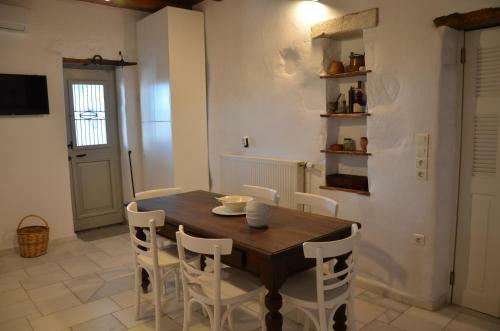 Paros Traditional Country House