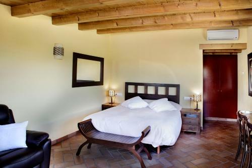 Hotel Sa Perafita - Celler Mart�n Faix�