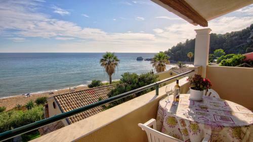Apartamento Sea View Maisonette Glyfada Beach
