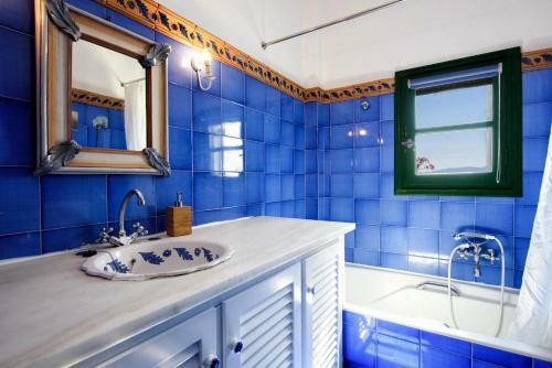 Traditional Villa 5-min Walk To The Beach