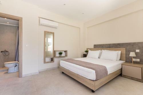 Hotel V Luxury Apartments Posidi