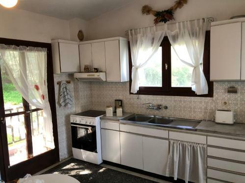 Apartamento Fteroti House