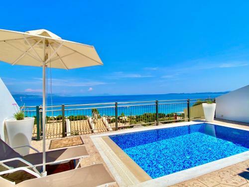 Luxury Villa Akti Barbati 2 With Private Pool