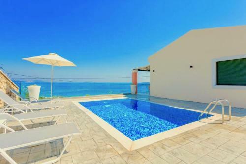 Luxury Villa Akti Barbati 3 With Private Pool