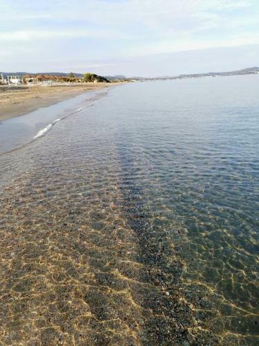 Villa Angela, Seafront Apartments, Almiros Beach
