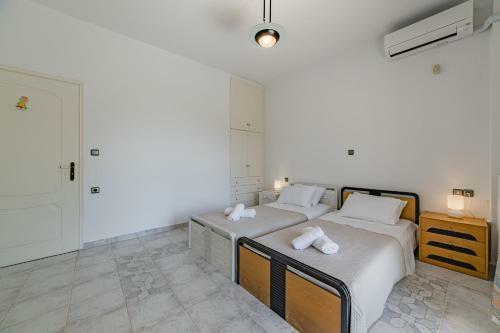 Villa Maraki - Attica Riviera