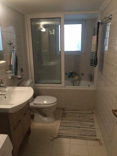 Perfect Seaview Apartment In Saronida