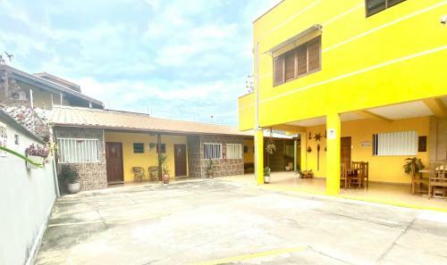 Hostal Village P� Na Areia