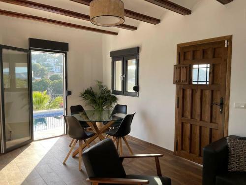 Villa La Montaya