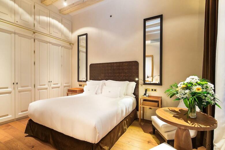 Hotel Do Pla�a Reial G.l.