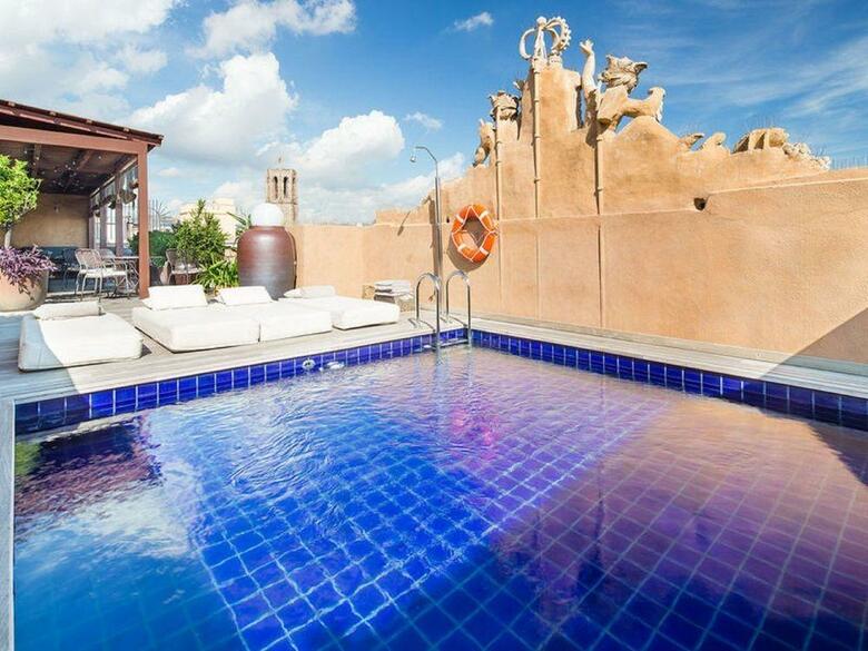 Hotel Do Pla�a Reial G.l.