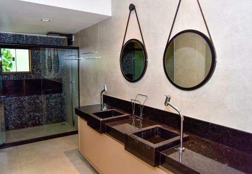 Casa de Alto Padr�o 6 Su�tes