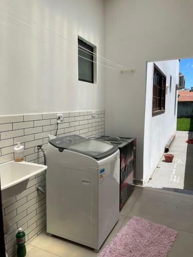 Casa Moderna, Ampla E Linda, 200m Da Praia