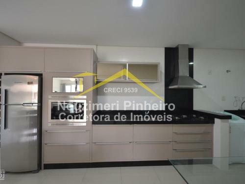 Ed. Luana. Apartamento Com 2 Dormit�rios Pr�ximo Da Praia de Bombinhas!