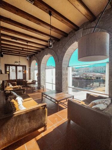 Hostal Posada Real Restaurante El Linar Del Zaire