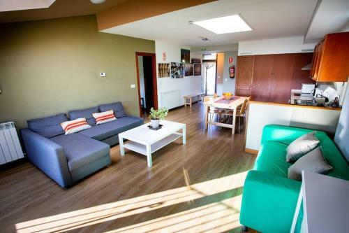 Apartamentos Tur�sticos Mallos De Huesca