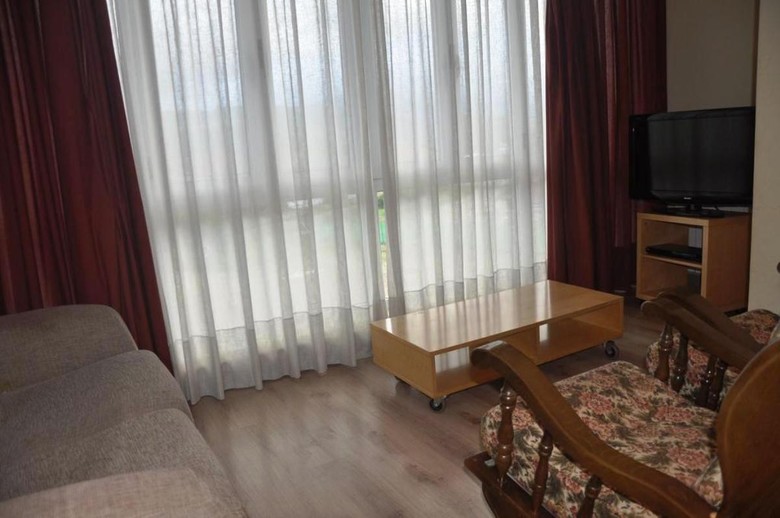 Apartaments Tur�stics Puigcerd� - Cal Bertr�n