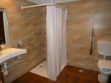 Hotel Valle De Cabez�n
