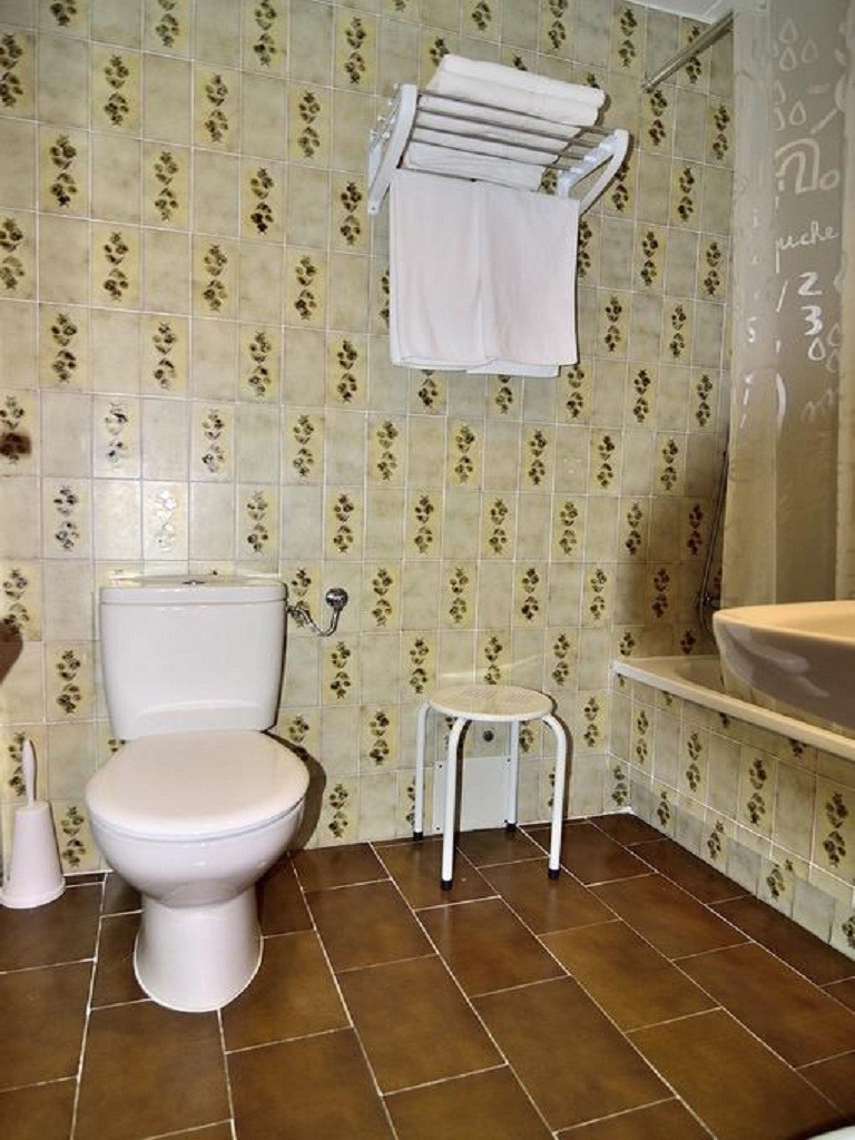 Hostal Borr�s