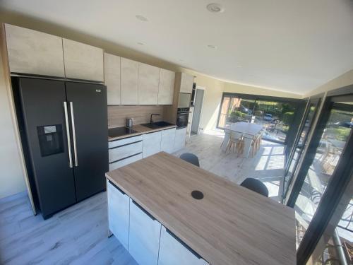 Maison Chaleureuse Chez F&f Avec Piscine Chambre N�1