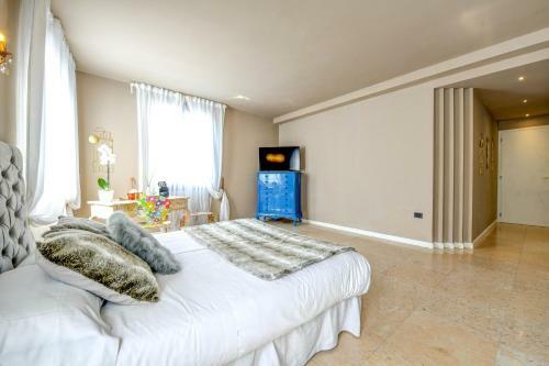Hostal Prestige Suite Sirmione