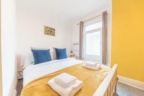 Central Location 5 Private Ensuite Bedrooms Great For Work Or Play