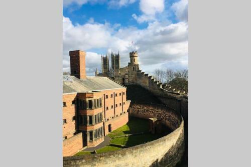 Boutique Townhouse Uphill Lincoln