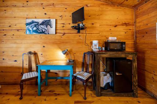 Hotel The Historic Leakey Inn