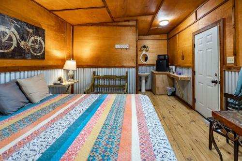Hotel The Historic Leakey Inn
