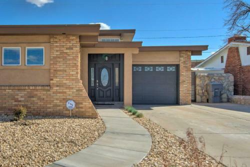 Modern El Paso Home With Backyard And Fire Pit!