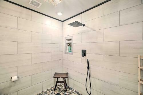 Cozy Damascus Cottage With Outdoor Amenities
