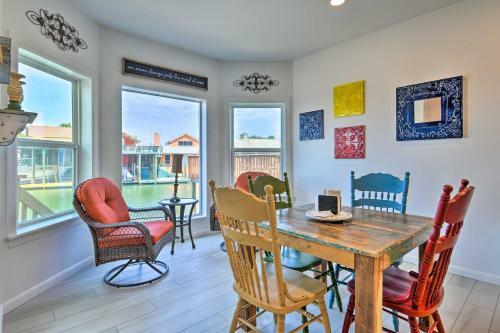 Prismatic Padre Island Escape On Canal Front!