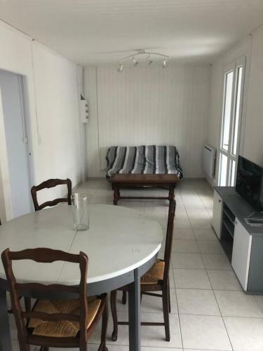 Maison Agr�able Dans Site Remarquable Port de La Guitti�re