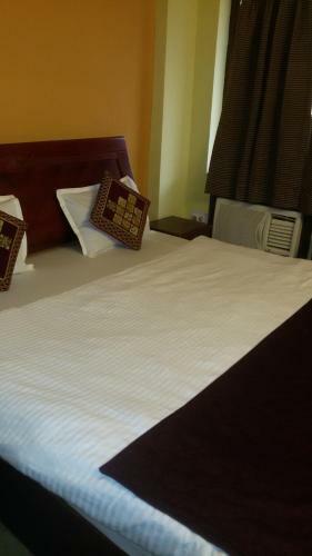 Mirchi Bite Service Apartment