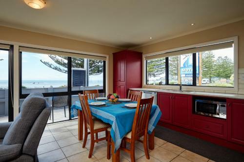 Paradise Inn - Kaikoura Holiday Home
