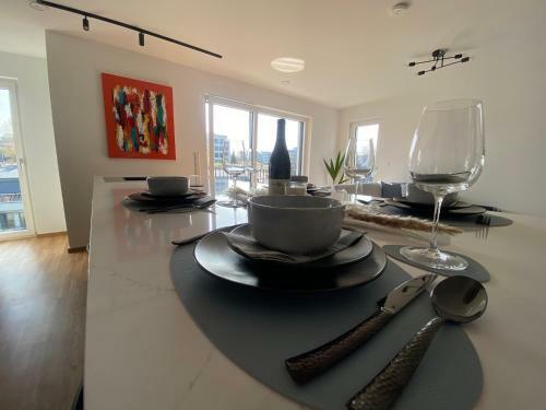 Apartamento 2bd Designer Apt. 134m2 In Strassen